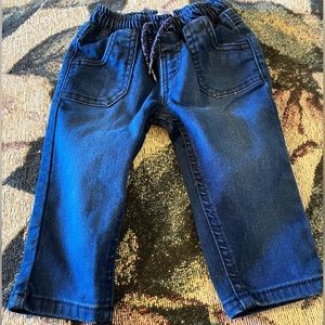Wow St. Bernard brand baby’s jeans. Very good condition. Dark blue.SIZE 3/6 mths